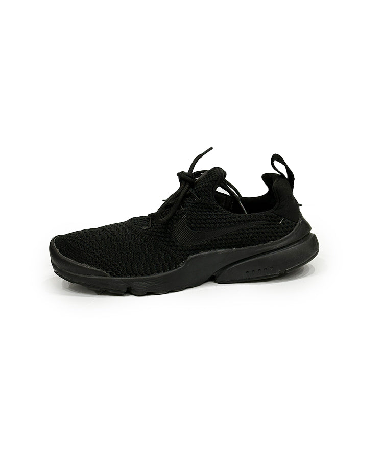 NIKE Presto Fly