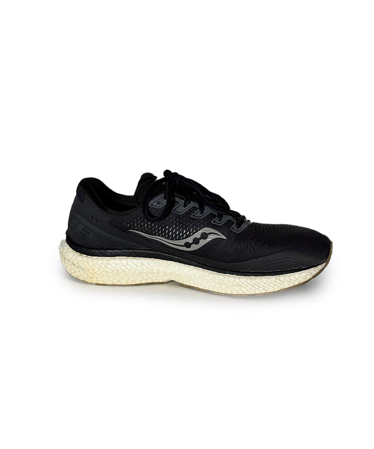 Saucony Triumph 18
