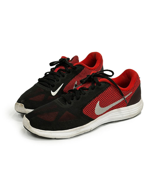 red nike